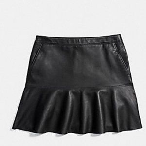 Coach black leather fluid skirt sz 0